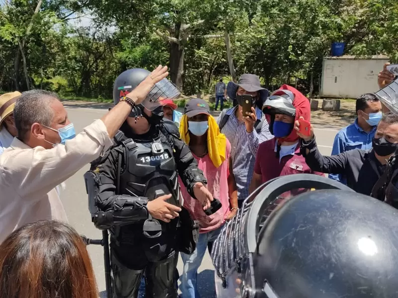 Neiva bloqueos