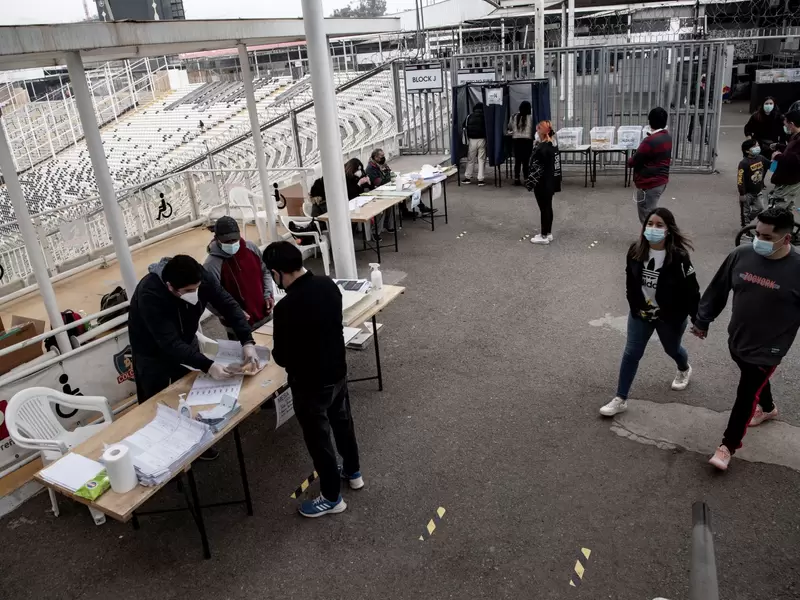 Elecciones para cambiar la Constitución. Foto: AFP.