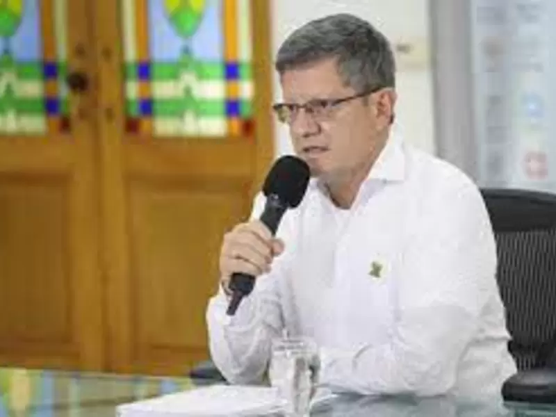 Gobernador (e) de Antioquia, Luis Fernando Suárez.