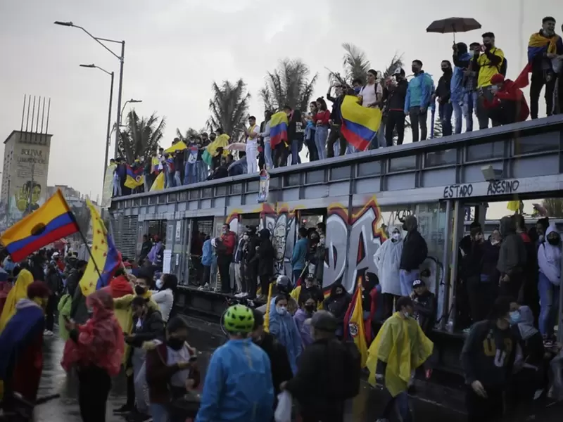 Protestas en Bogotá el 28 de mayo de 2021 en el sector de Héroes.
