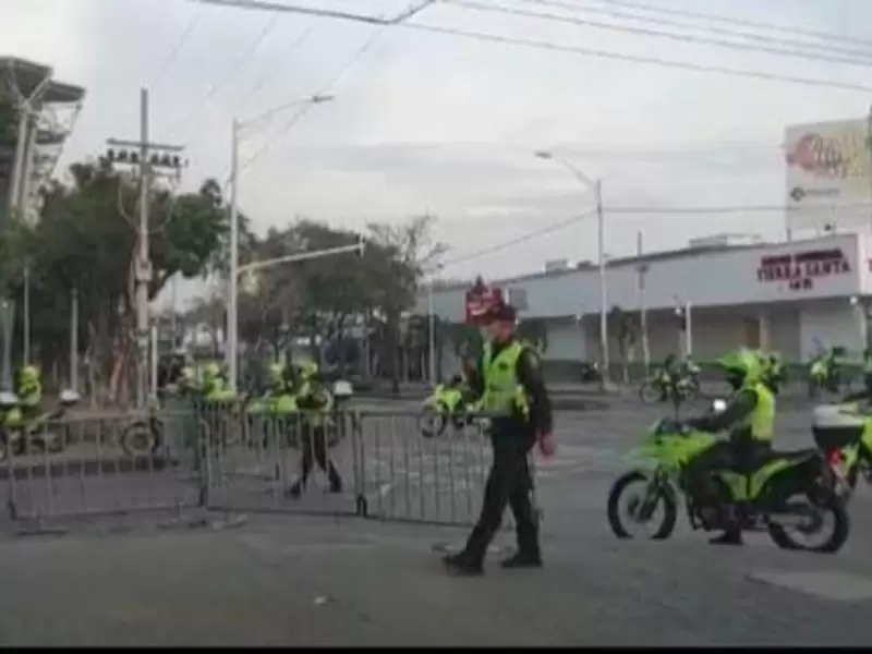 Disturbios en exteriores del estadio Romelio Martínez