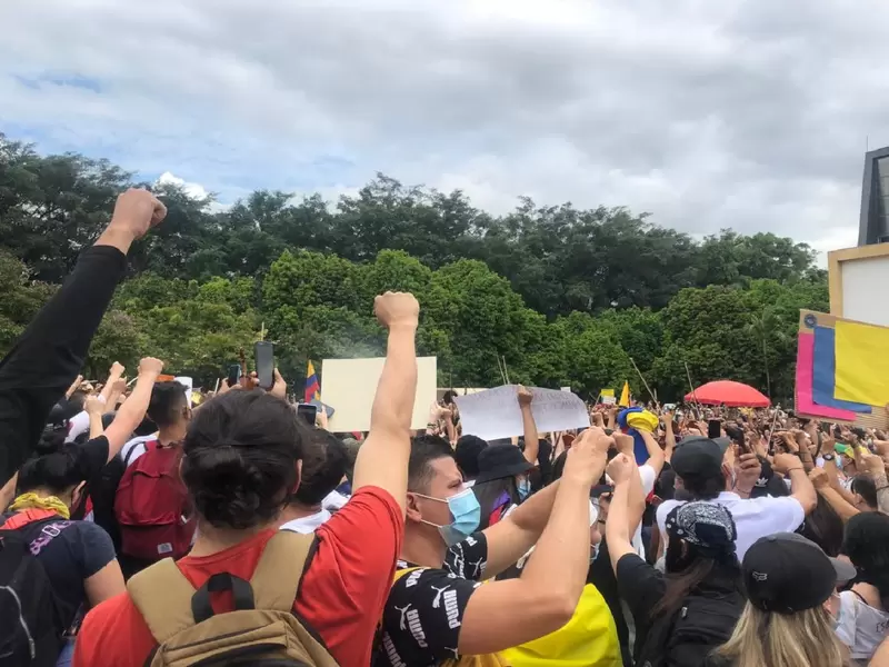 Manifestaciones en el Parque de los Deseos de Medellín