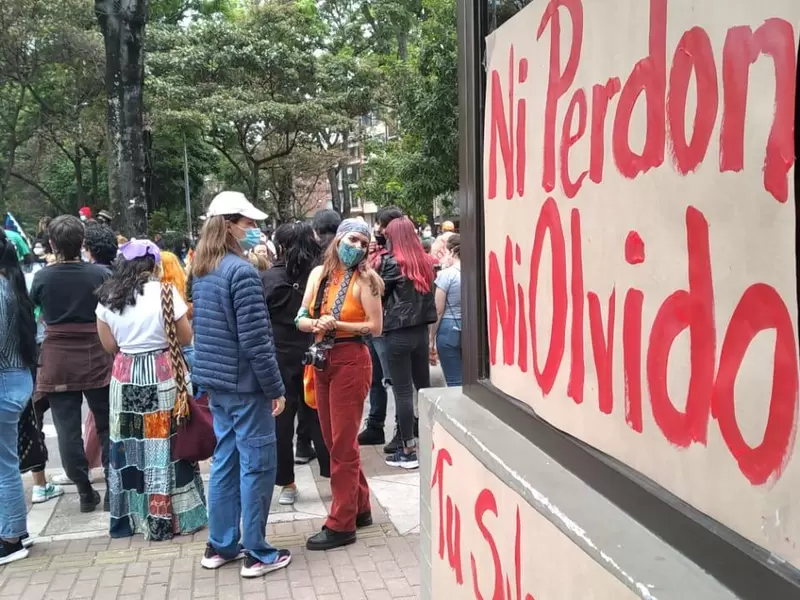 PROTESTA FRENTE AL CAI DE SOLEDAD