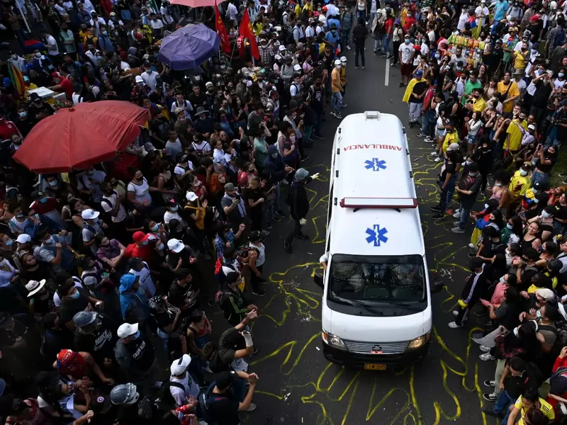 Ambulancia manifestaciones Colombia
