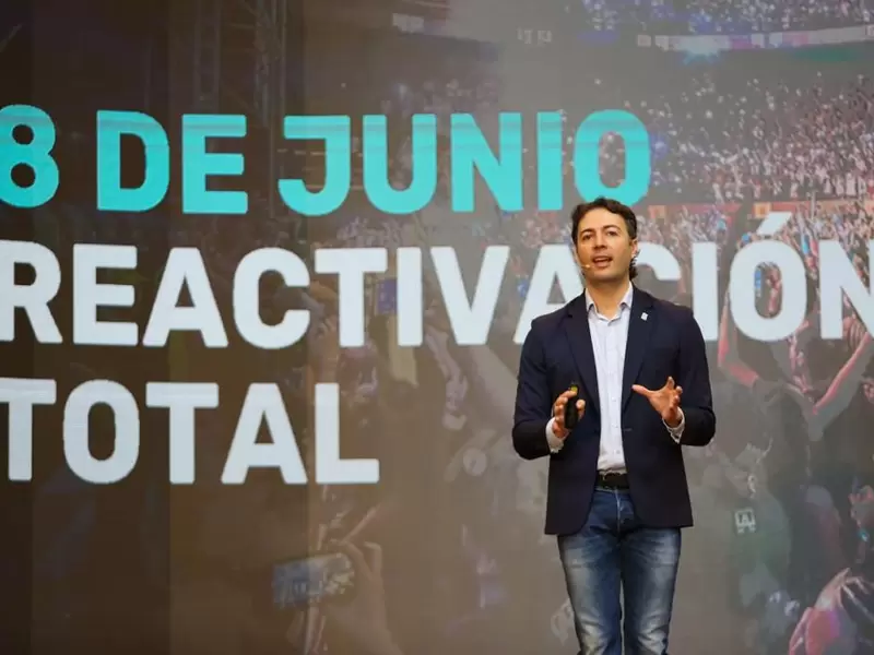 El anuncio de la reactivación total de la economía lo hizo el alcalde Daniel Quintero.