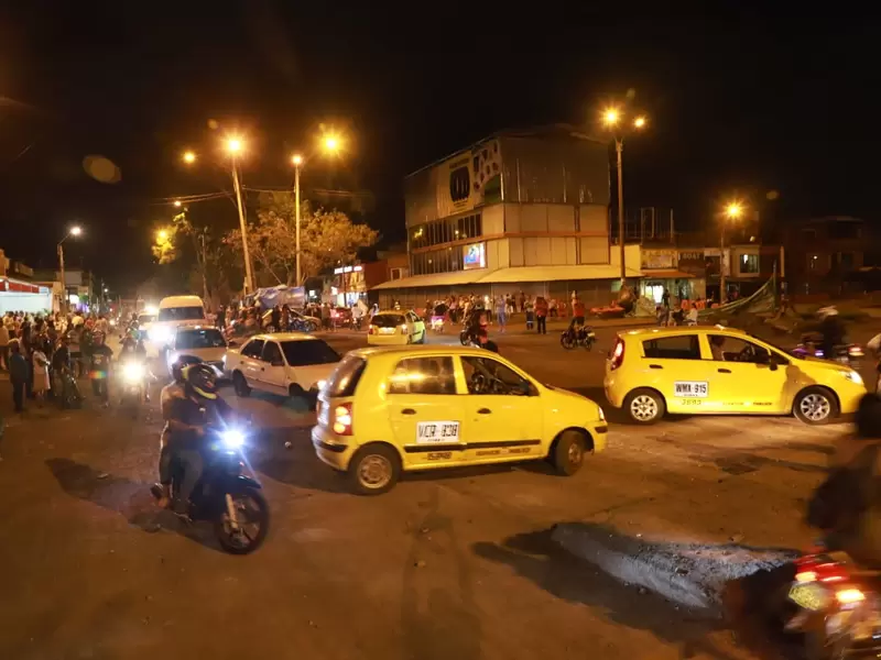 Uno de los pocos bloqueos que existe en Cali luego de 55 días del paro nacional.