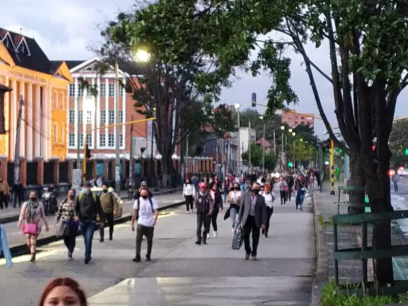 Fueron cerrados portal del 20 de Julio , Portal Américas y rutas a Soacha