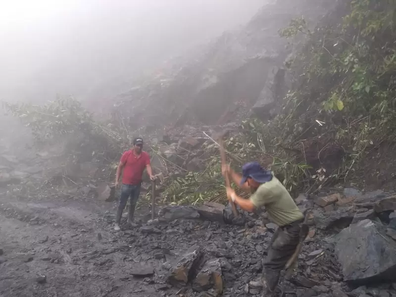 Las afectaciones más recientes están en Albania, San Gil y Curití.
