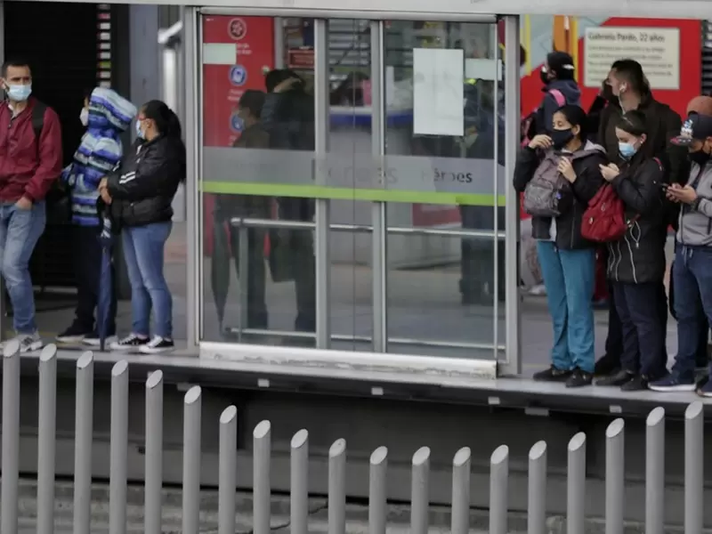 Estación de Transmilenio Héroes fue vandalizada