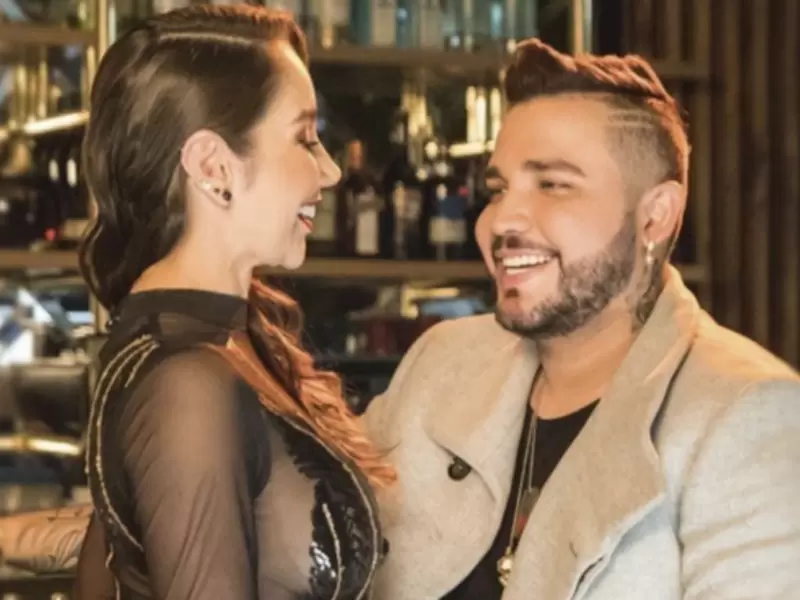Jessi Uribe Paola Jara beso: matrimonio de cantantes