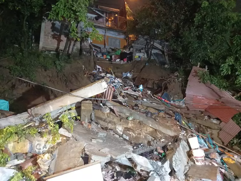 Referencia emergencia por las lluvias en Medellín.