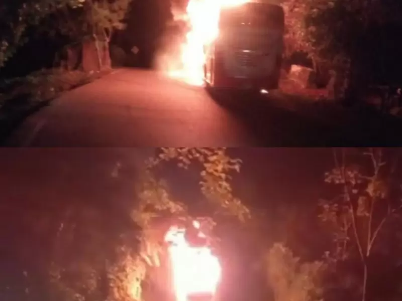 Quema de vehículos en Valdivia, Antioquia.