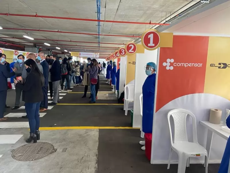 Nuevos puntos de vacunación en el aeropuerto El Dorado.