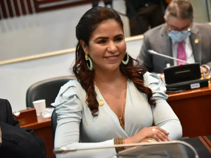 Representante Yenica Acosta