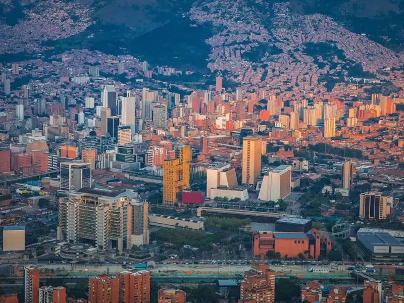 Referencia construcciones en Medellín.