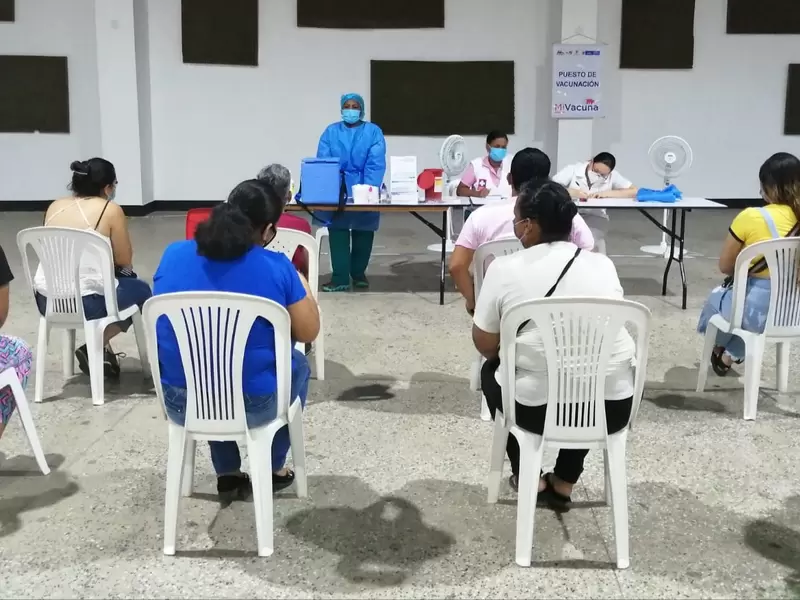 Se estará dando prioridad a la aplicación de primeras dosis para los menores de edad.