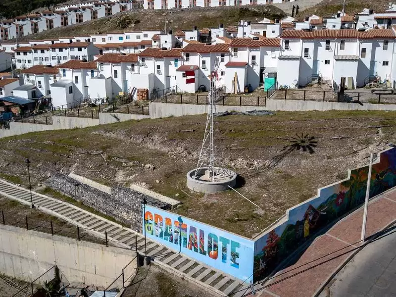 Once años y no finalizan las obras