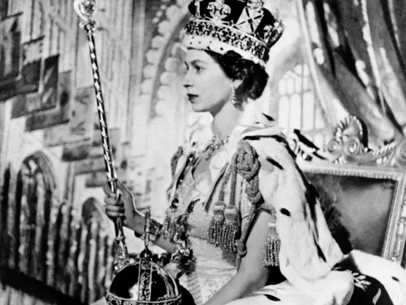 Reina Isabel II