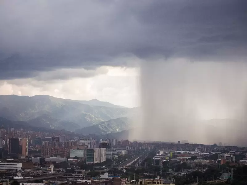 Temporada de lluvias podría ocasionar inundaciones y deslizamientos en Medellín.