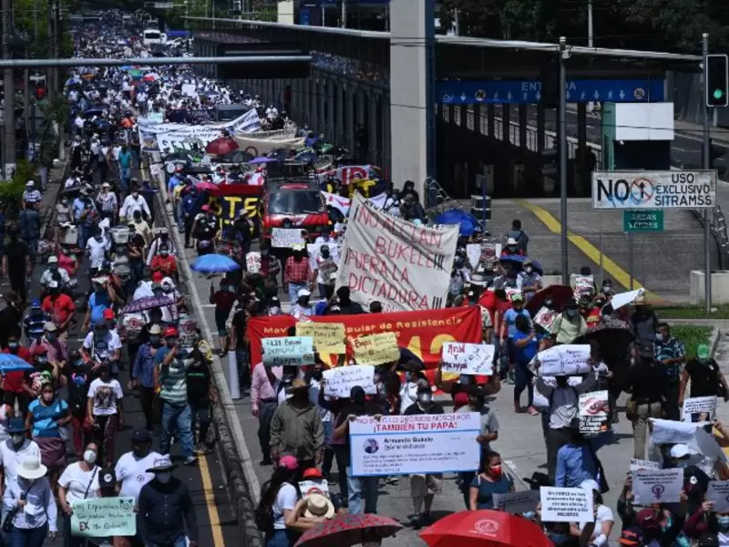 Manifestaciones en El Salvador contra el presidente Nayib Bukele