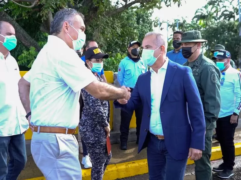 La reunión se dio entre Freddy Bernal y Víctor Bautista