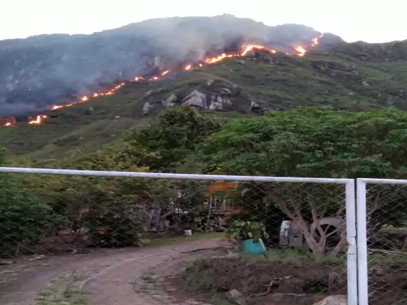 Incendio en Melgar, Tolima.