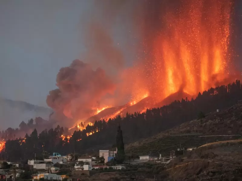Erupción volcán Cumbre Vieja en Canarias, España