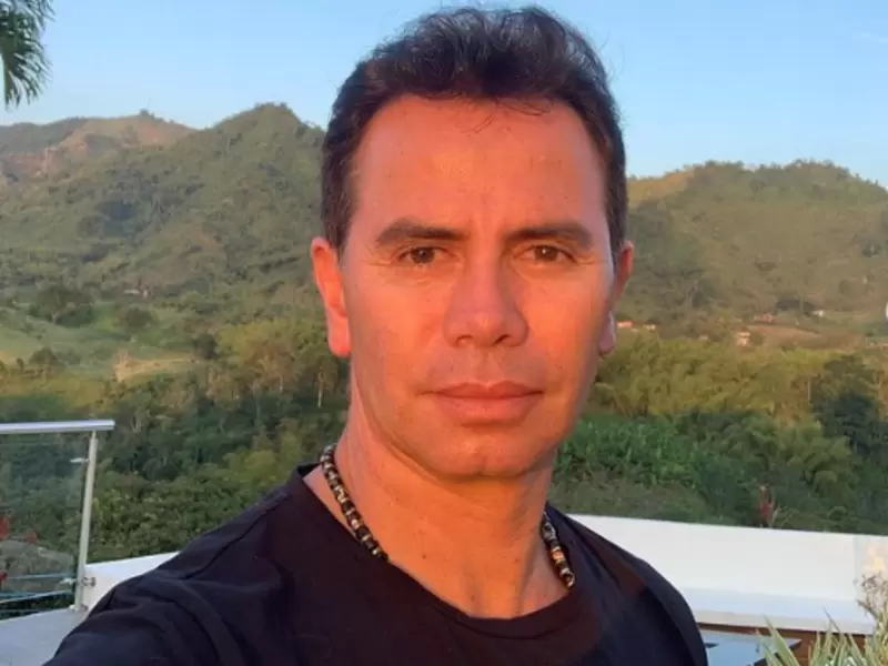 Jhonny Rivera