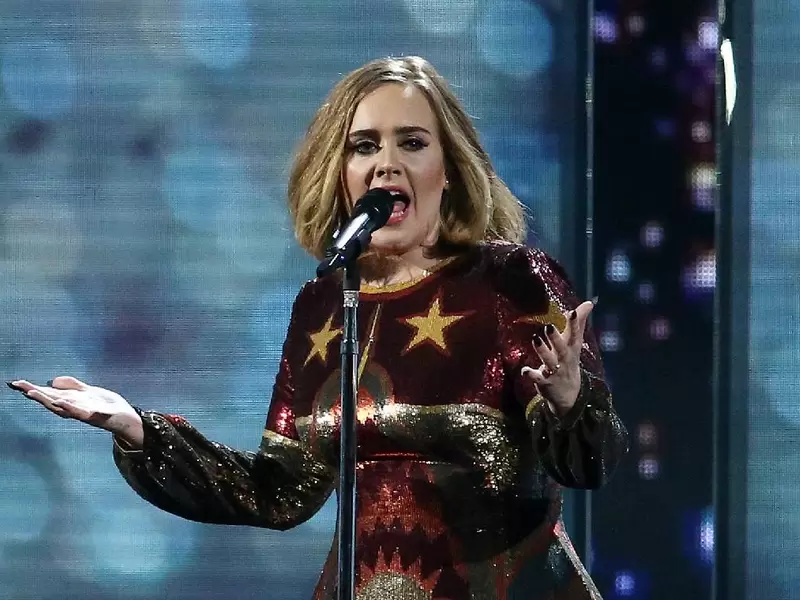 Adele lanza su sencillo 'Easy On Me' Adele estrena su sencillo 'Easy On Me'