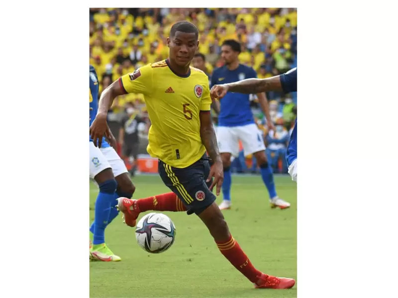 Colombia Vs Ecuador: Wilmar Barrios se salva de la roja Colombia Vs Ecuador: Wilmar Barrios se salva de la roja