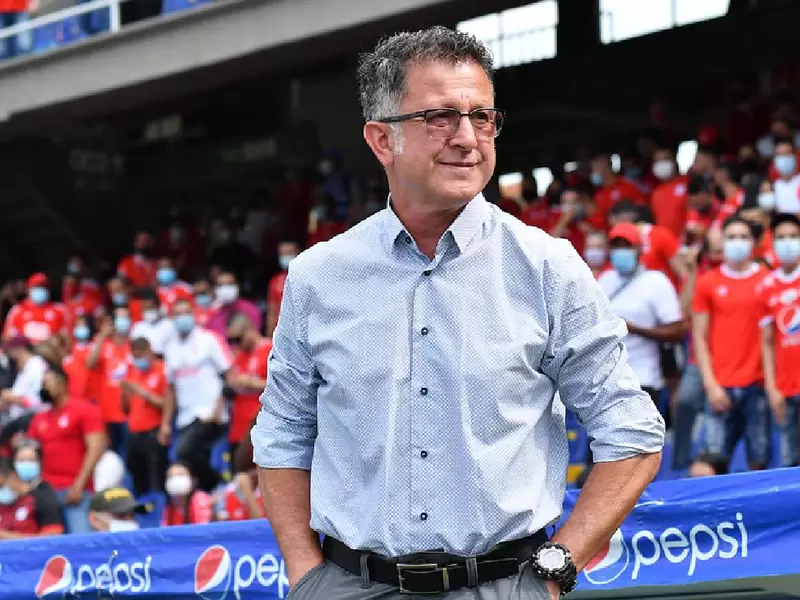 Juan Carlos Osorio sigue como técnico del América Juan Carlos Osorio en América