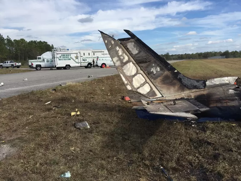Avioneta se estrella en California