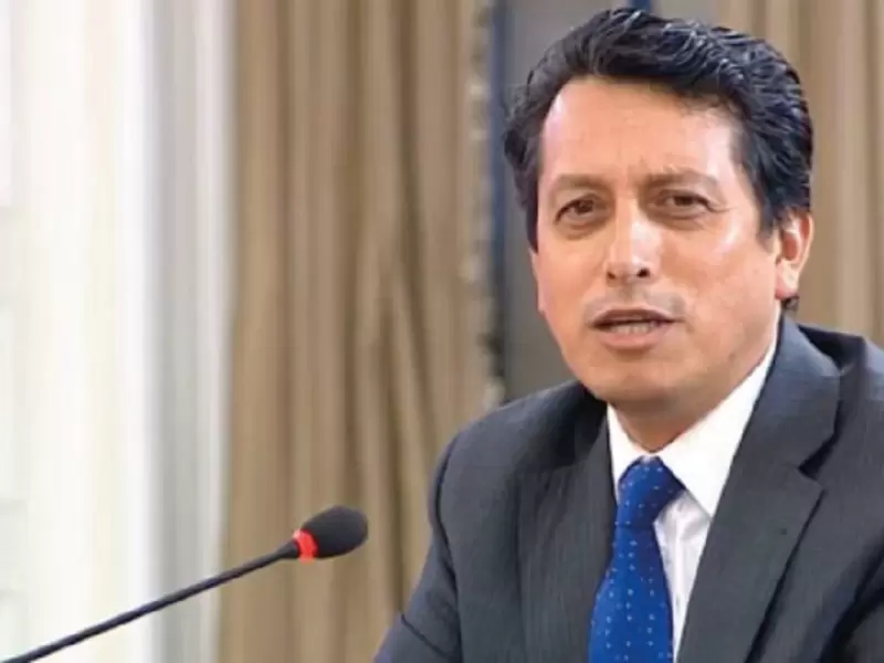 Carlos Álvarez, médico infectólogo