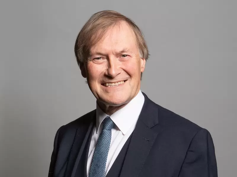 Asesinan a diputado británico, David Amess
