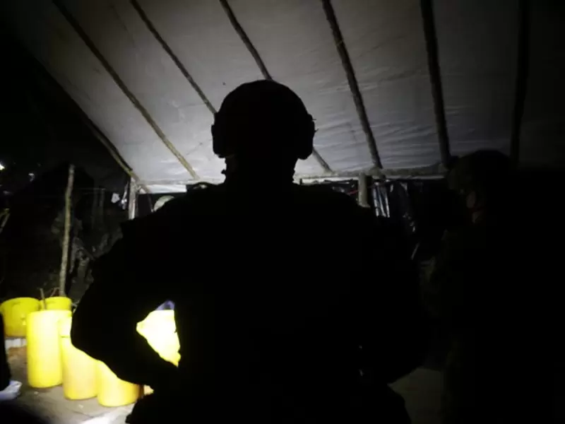OPERATIVO CONTRA EL NARCOTRÁFICO OPERATIVO CONTRA EL NARCOTRÁFICO