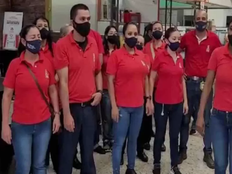 Piden que les paguen sus salarios