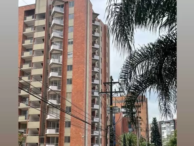 Niño sobrevive a caída de Edificio residencial Niño sobrevive a caída de Edificio residencial