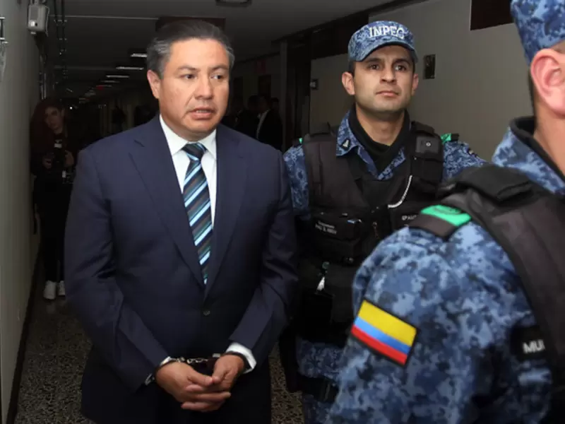 HÉCTOR ZAMBRANO HÉCTOR ZAMBRANO