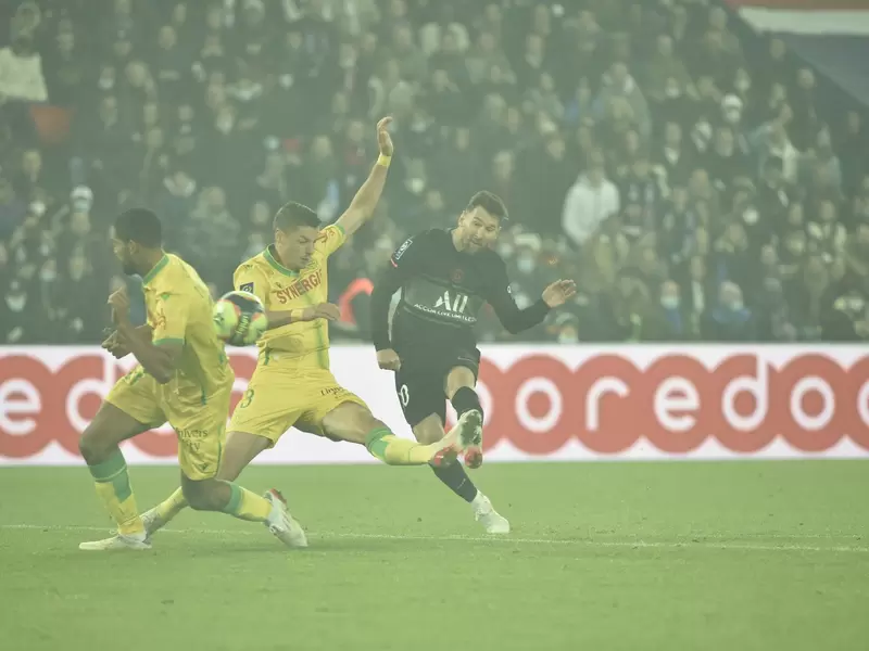 MESSI ANOTÓ SU PRIMER GOL CON EL PSG MESSI ANOTÓ SU PRIMER GOL CON EL PSG