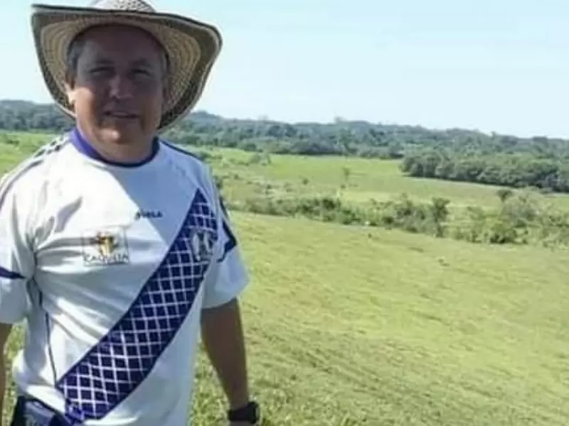 Docente Eberto Silva.