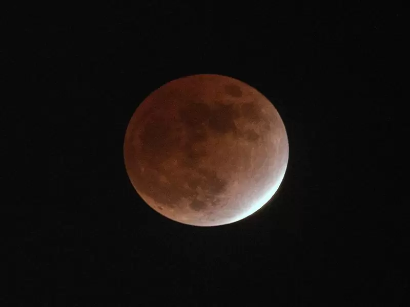 Eclipse lunar 2021