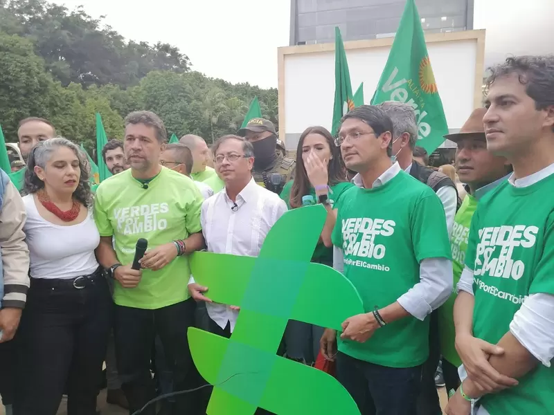 En Medellin Camilo Romero