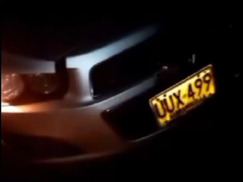 Placas del vehículo en el que se movilizaba la familia del médico.