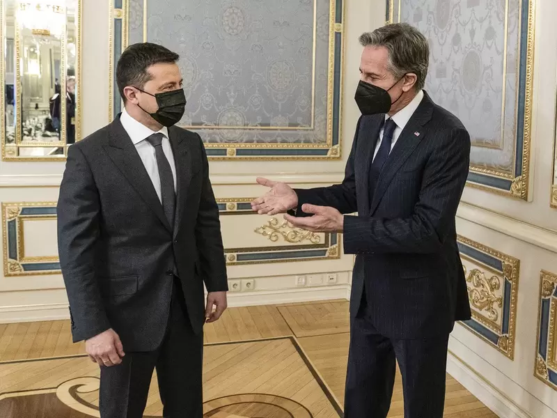 Antony Blinken y Volodimir Zelensky