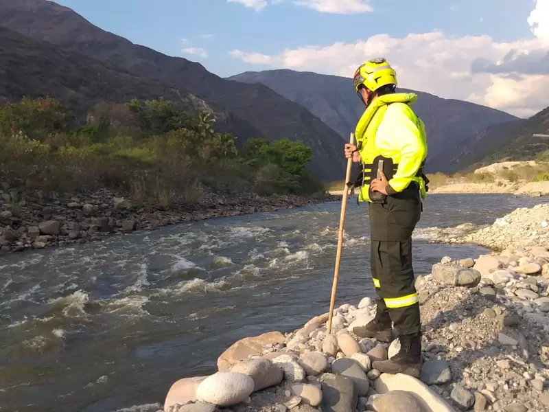 Hallan cuerpo sin vida de niño en el río Chicamocha.