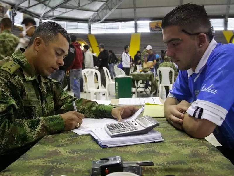 Libreta militar: Así puede resolver su situación militar