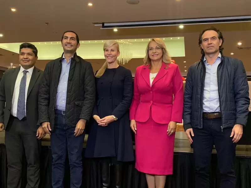 Equipo por Colombia
