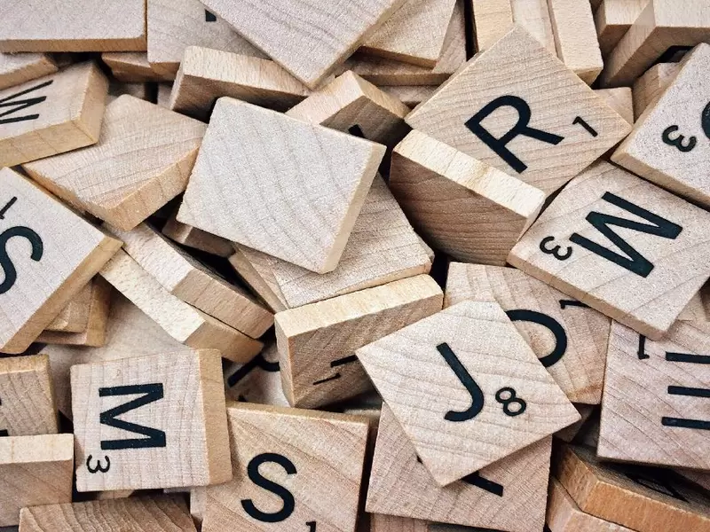 Juego de palabras en línea Juego de palabras en línea