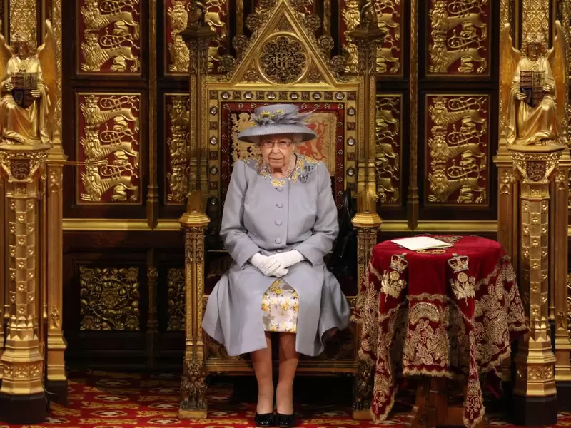 Reina Isabel tiene coronavirus y preocupa a Reino Unido