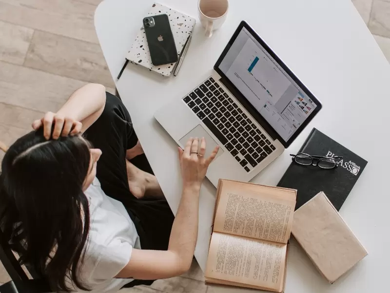 Imagen de referencia de teletrabajo
